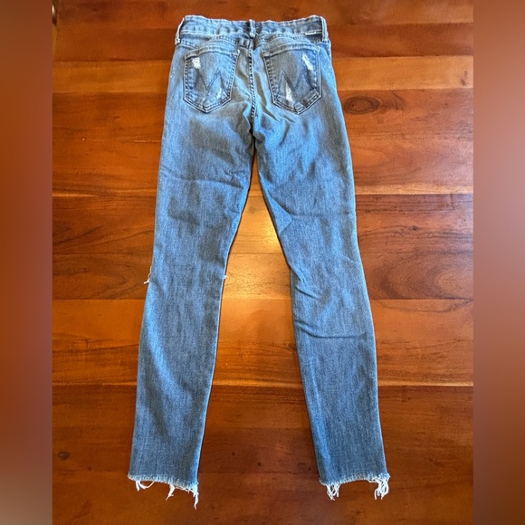 MOTHER Looker Ankle Fray Jeans - Picture 2 of 11